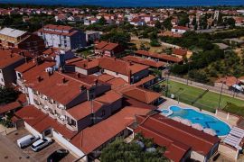 Hotel Prodaja hotela 4* sa 54 sobe i 5 apartmana, Peroj!, Fažana, Εμπορικά ακίνητα