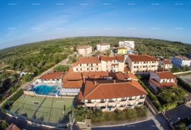 Hotel Prodaja hotela 4* sa 54 sobe i 5 apartmana, Peroj!, Fažana, Ticari emlak