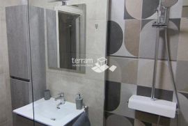 Istra, Pula, Veruda, stan treći kat 82,85m2, 2SS+DB, odlična lokacija  # prodaja, Pula, Διαμέρισμα