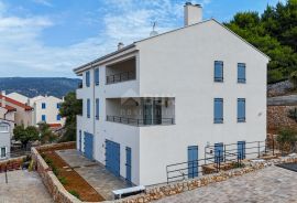 OTOK CRES, CRES - Dvoetažni stan u novogradnji mediteranskog šarma, Cres, Appartment