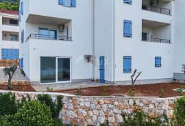 OTOK CRES, CRES - Stan s vrtom, parkingom i pogledom na more, Cres, Διαμέρισμα