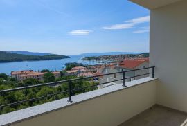 OTOK CRES, CRES CENTAR - Stan 3S+DB + 2 parkirna mjesta + POGLED NA MORE, Cres, Wohnung