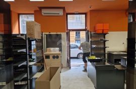 RIJEKA, CENTAR - poslovni prostor 102 m2 u prizemlju na odličnoj lokaciji! PRILIKA!, Rijeka, Propiedad comercial