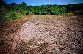 Građevinsko zemljište Prodaje se građevinski teren, Kršan, 761 m2 sa građevinskom dozvolom, Kršan, Земля