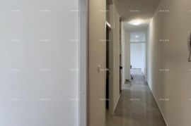 Stan Prodaje se stan, 60 m2 u Puli, Pula, Appartment