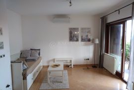 OPATIJA-IČIĆI!!!APARTMAN 300 M OD MORA-POGLED!!!, Opatija - Okolica, Appartement