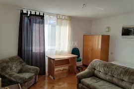 RIJEKA, TURNIĆ - stan 44 m2 2S + balkon na odličnoj lokaciji! HITNO! PRILIKA!, Rijeka, Kвартира