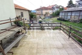 Prodaja kuće s tri stana i garažom na Gornjem Zametu S+P+1+VP, Rijeka, Casa