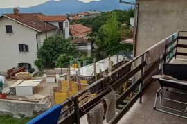 Prodaja kuće s tri stana i garažom na Gornjem Zametu S+P+1+VP, Rijeka, Casa