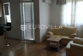 Istra, Rovinjsko selo, jednosoban najam stana NKP 59.74m2 s terasom i parkingom, Rovinj, Daire