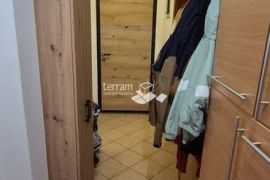 Istra, Pula, Valdebek, stan 63,45m2, 2SS+DB, garaža  #prodaja, Pula, Appartement