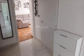 OPATIJA - NAJAM 2S+DB 68m2 s parkingom i garažom, Opatija, Appartamento