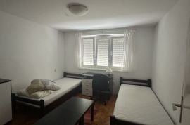 RIJEKA, TURNIĆ - Stan sa odličnom organizacijom i prekrasnim pogledom na more, Rijeka, Appartment