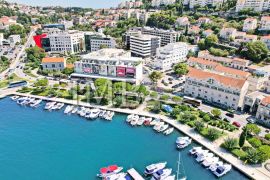 INVESTICIJA! | Poslovni prostor cca 69 m2 | Frekventna pozicija | Dubrovnik, Gruž, Dubrovnik, Poslovni prostor