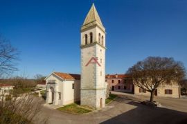 Istra - Baderna, Poreč, Terra