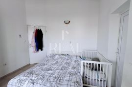 Pula ,Gregovica konforan četverosobni stan 117m2 !, Pula, Appartment