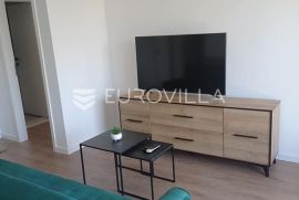 Kaštel Stari, moderno uređen i potpuno renoviran stan na mirnoj lokaciji, Kaštela, Appartamento