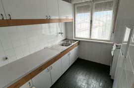 RIJEKA, D. ZAMET- etaža/ stan, 81 m2, 3s kl., POGLED!!!, Rijeka, Flat