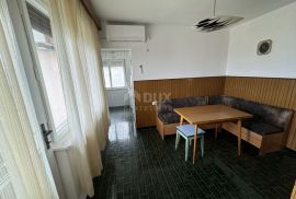 RIJEKA, D. ZAMET- etaža/ stan, 81 m2, 3s kl., POGLED!!!, Rijeka, Flat