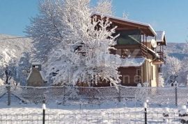 OTOČAC - Idilična kuća u u blizini Plitvičkih jezera, Otočac, بيت