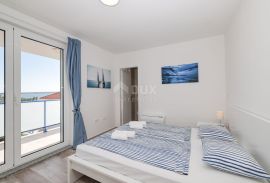 ZADAR, PRIVLAKA - Vaša vila iz snova: pogled na more, jacuzzi na krovu i samo 100 m do plaže ! R4, Privlaka, Casa