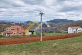 Zemljište sa prekrasnim pogledom na Motovun, Karojba, Zemljište