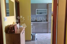 Malinska apartman, prvi kat, pogled na more, Malinska-Dubašnica, Appartment