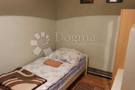 KUĆA S OGROMNIM ZEMLJIŠTEM OD 20 000,0m2, Štrigova, House