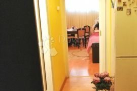 Stan 37m2-suteren -Kvatrić!!, Zagreb, Apartamento