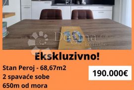 EKSKLUZIVNO - samo kod nas! Dvoetažni stan 650m od plaže u Peroju, Vodnjan, Stan