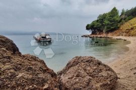 GRAĐEVNO ZEMLJIŠTE U MALOJ LUCI, ZALEĐE OMIŠA, Omiš, Terra