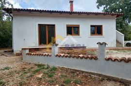 PREKRASNA NOVA KUĆA OKOLICA BARBANA 108m2, Barban, بيت