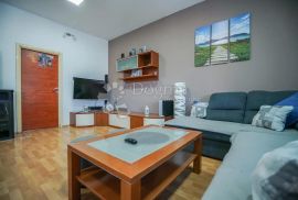 ZADAR - STANOVI - APARTMANSKA KUĆA, Zadar, بيت