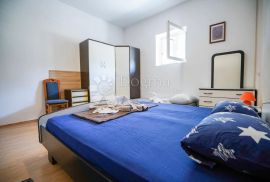 ZADAR - STANOVI - APARTMANSKA KUĆA, Zadar, Maison