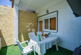 ZADAR - STANOVI - APARTMANSKA KUĆA, Zadar, Kuća