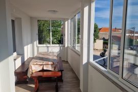 ZADAR - STANOVI - APARTMANSKA KUĆA, Zadar, Σπίτι