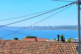 Crikvenica-Centar, kuća sa 3 apartmana, Crikvenica, بيت