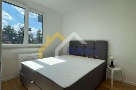 Prvi najam-Sloboština-800 eura!!, Zagreb, Appartment