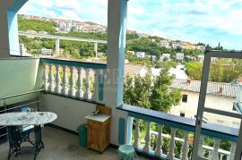 Crikvenica- Kuća u širem centru sa 7 apartmana, Crikvenica, Haus