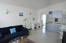 ISTRA, POREČ - Apartmanska kuća u blizini mora, Vrsar, Дом