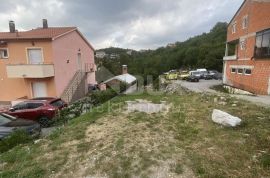 VIŠKOVO, SARŠONI, RONJGI- građevinsko zemljište 6802 m2 za stambenu zgradu-stanove -apartmane / obiteljsku kuću / kuću za iznajmljivanje - odmor s bazenom!!!, Viškovo, Terreno