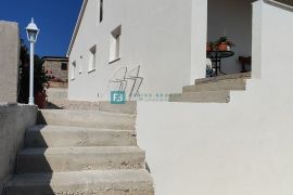 VODICE, novo, namještena kuća, vrt, pogled na more, garaža, Vodice, Casa