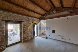 Istra-Barban-Stancija na 2000m2 sa bazenom, Barban, Casa