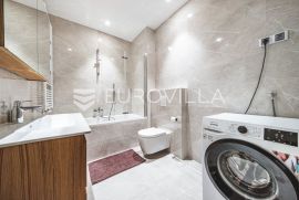 Zagreb, VMD Heinzelova  luksuzan dvosoban stan s garažom NKP 67 m2, Zagreb, Flat