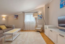 ISTRA, POREČ - Vila s 3 apartmana i bazenom površine 40 m2!, Poreč, Maison