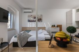 Zgrada na atraktivnoj lokaciji - sa 8 apartmana, Rijeka, Famiglia