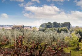 Fažana, komforna villa s panoramskim pogledom na more!, Fažana, Дом