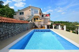 Opatija, okolica, Villa sa sedam apartmana, bazenom i pogledom na more, Opatija - Okolica, Kuća