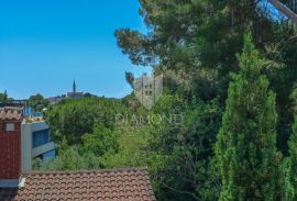 Rovinj, prostrana kuća 200m od plaže, Rovinj, بيت