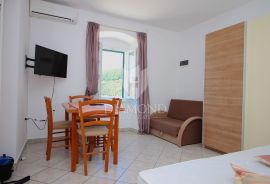 Rabac, dva apartmana na ekskluzivnoj lokaciji do mora, Labin, Appartamento